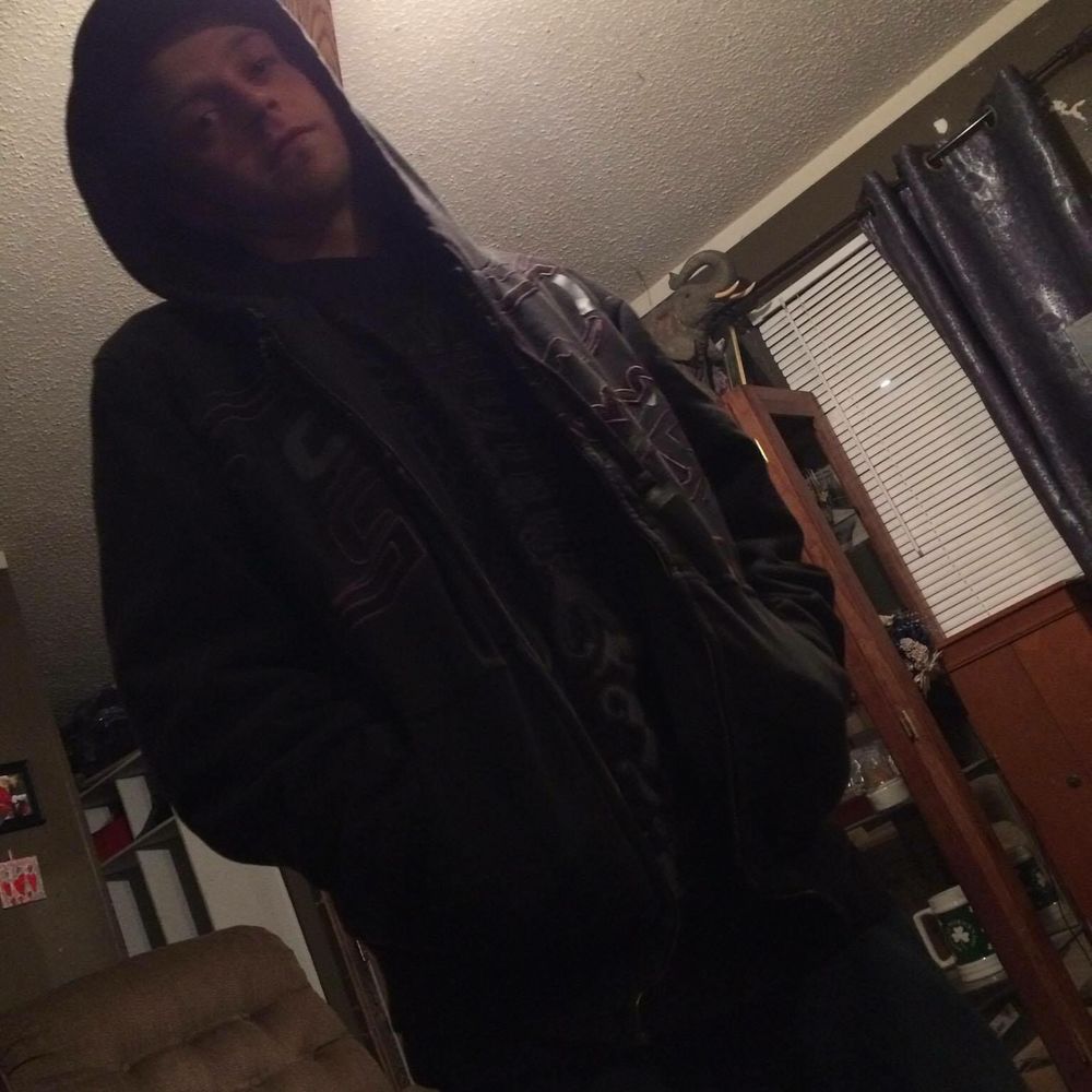 Meet your Posher, Adam